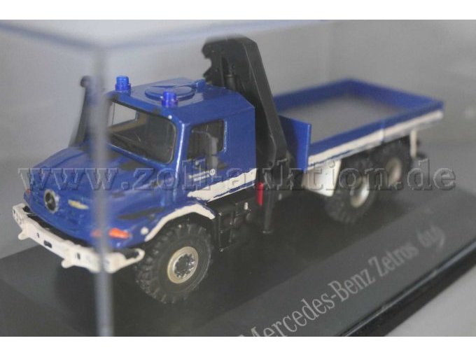 MB Zetros 6x6 THW Ansicht von der Seite