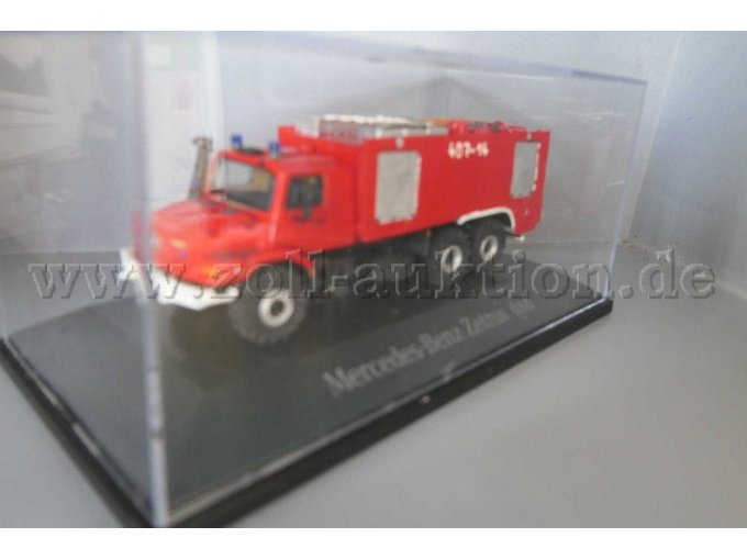 Mercedes Benz Zetros 6x6 Feuerwehr Ansicht von der Seite
