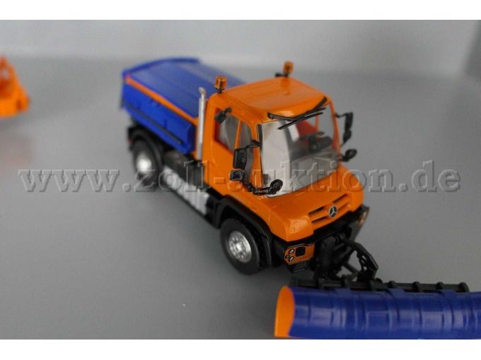 Unimog Schneepflug Ansicht von oben