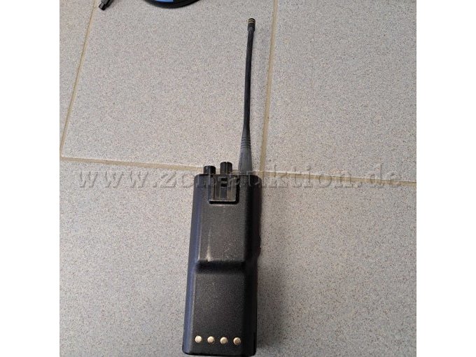 Motorola GP300 Rückseite