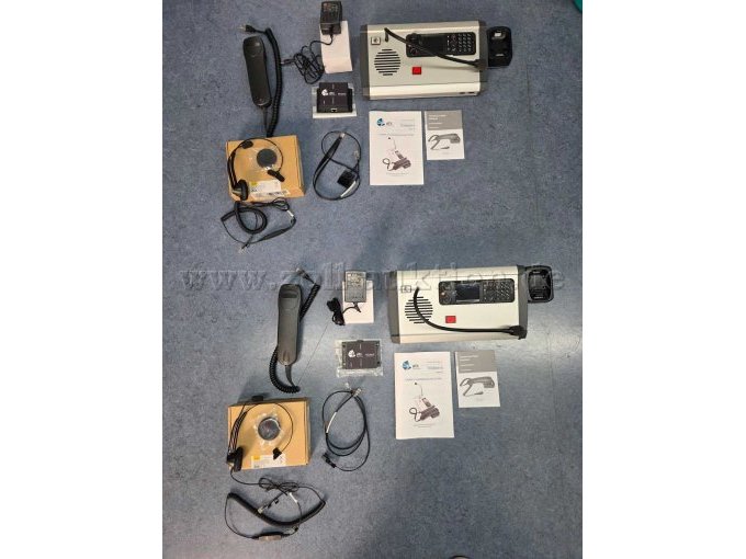Gesamtansicht der ATS Elektronik Tischbedienkonsolen