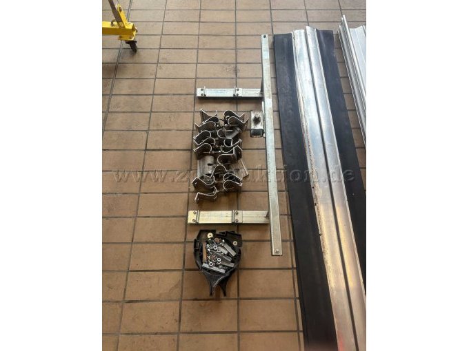 Absaugung Befestigungsmaterial Symbolbild