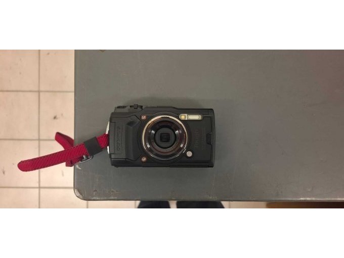 2 Olympus TG 6 TFT Monitor 3,0" gebraucht – foto 5 – kavel bij Zoll-Auktion, Deggendorf