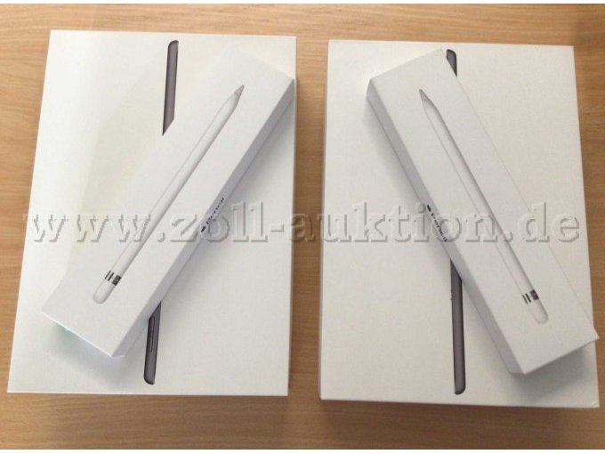 Zwei Apple iPad 7 mit zwei Apple Pencil