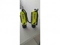 PELI Akkustableuchte StealthLite 2460 LED ZONE 1 f. 4AA Leucht-W. 150m L.17,8 cm