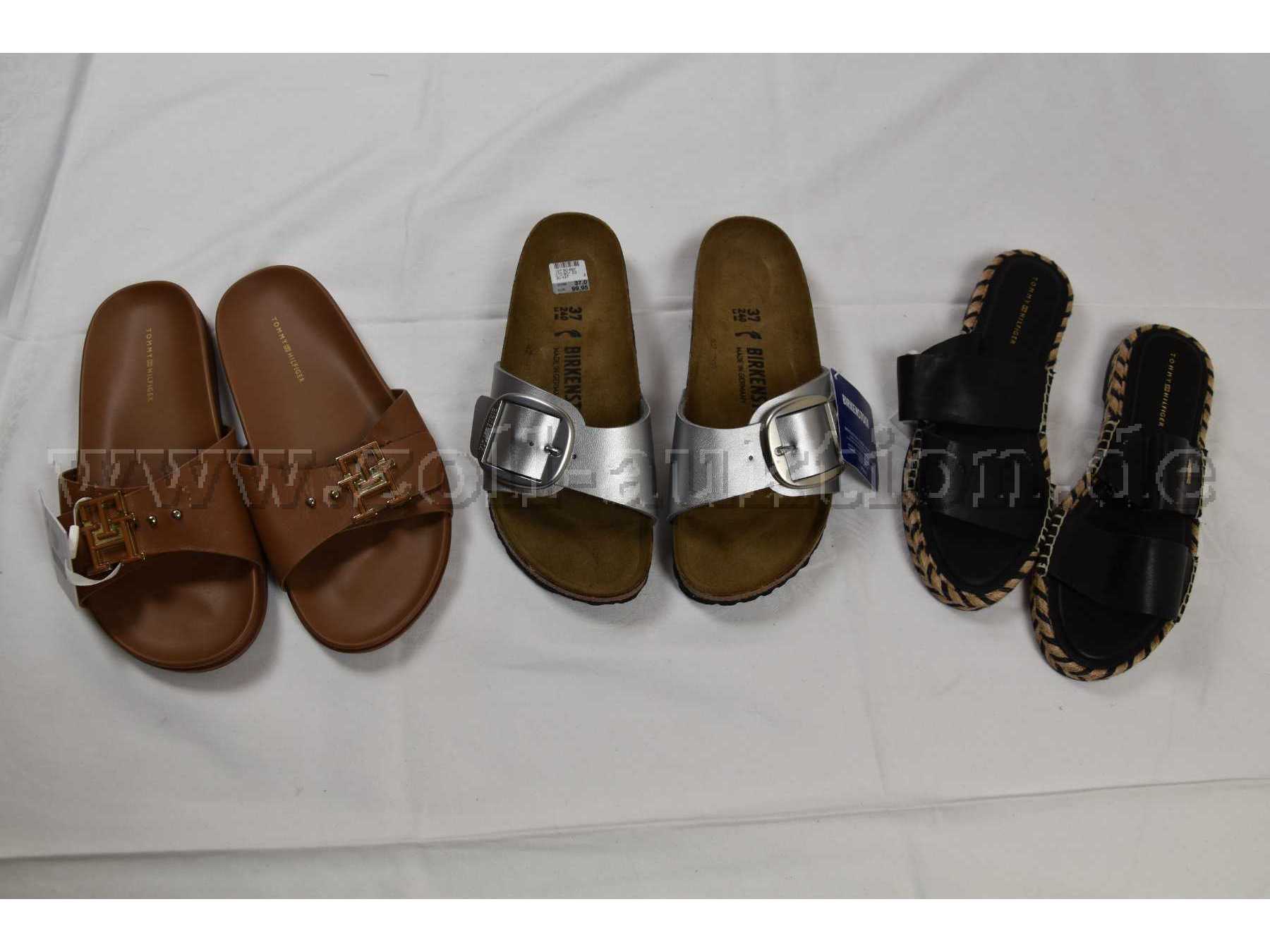 2 Paar Sandalen „Tommy Hilfiger“ und 1 Paar Sandalen „Birkenstock“