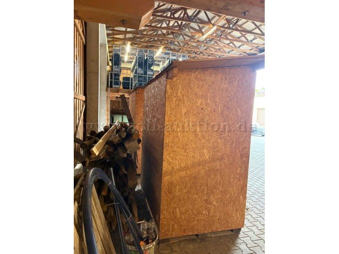 2 portiershuisjes van OSB, inclusief transportpallets – tweedehands – foto 8 – kavel bij Zoll-Auktion, Pfarrkirchen
