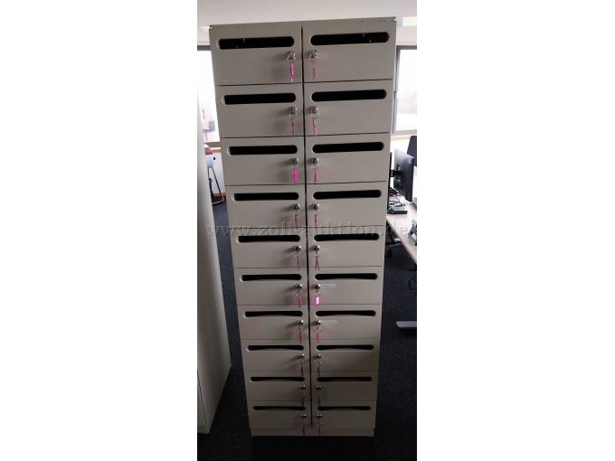 Postverteilschrank 2