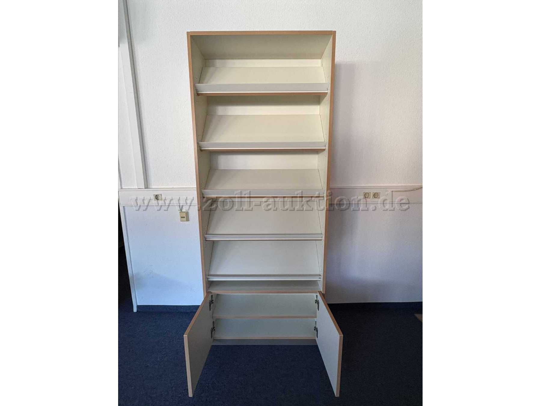 Frontansicht geöffnet