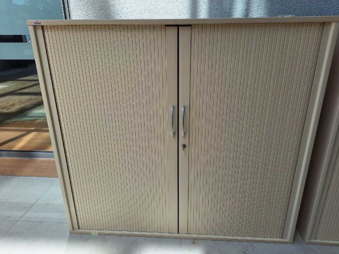 Schrank 2 geschlossen