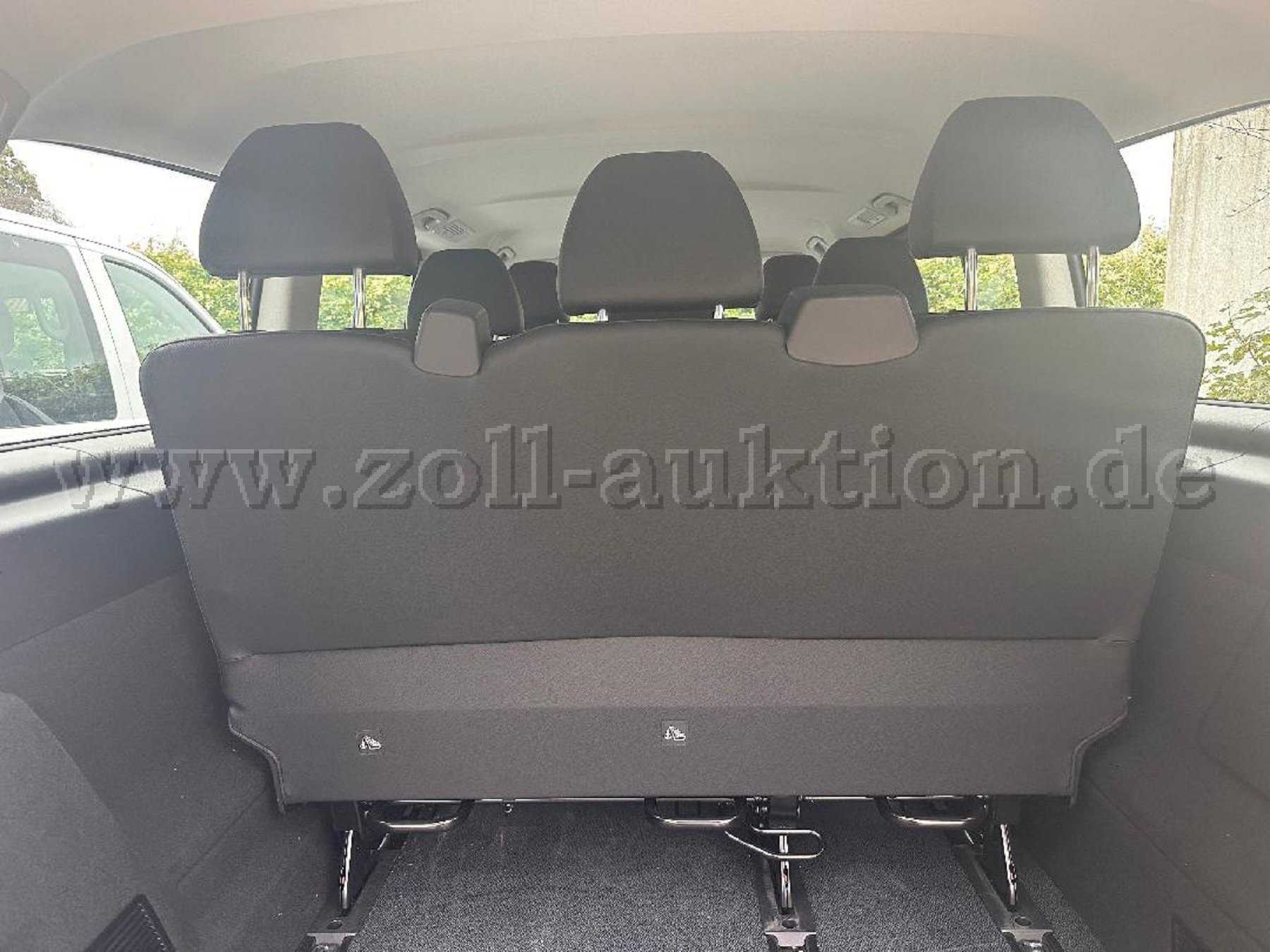 Rückansicht Sitzbänke