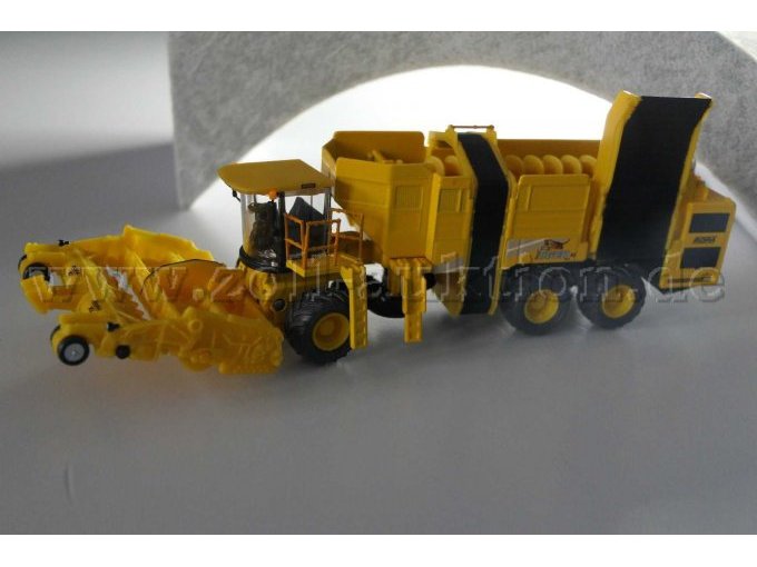 SIKU 1803 Rübenroder Ansicht von der Seite