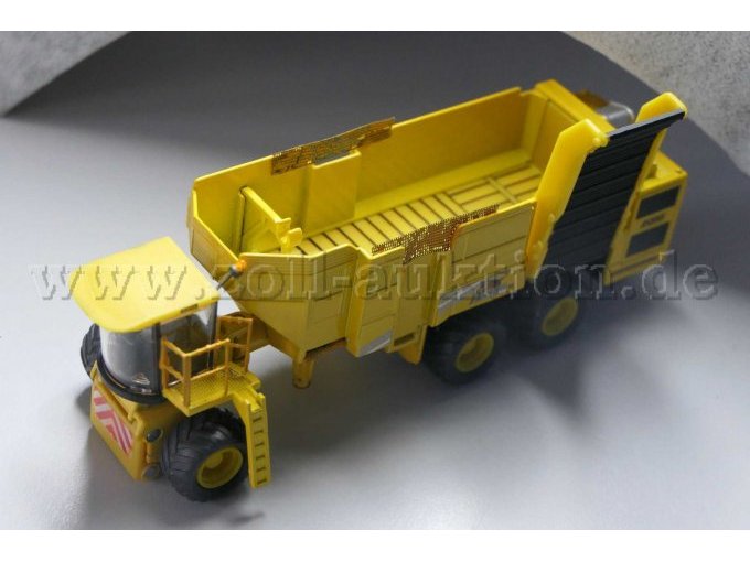 SIKU 1803 Rübenroder Ansicht von der Seite