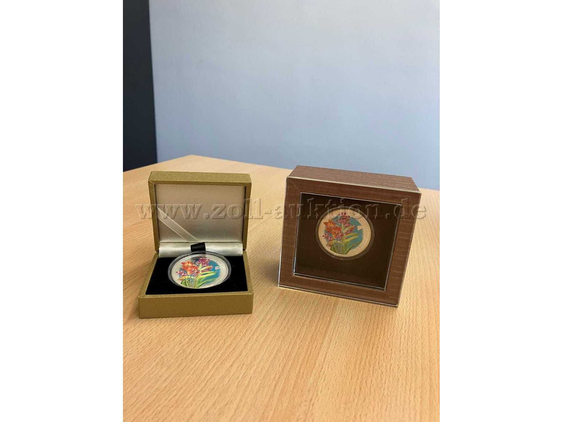 Münzen in Verpackung