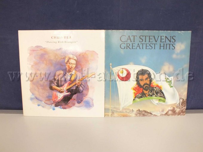 Gesamtansicht der Auktion der LPs, Chris Rea und Cat Stevens Gesamtansicht der Auktion der LPs, Chris Rea und Cat Stevens
