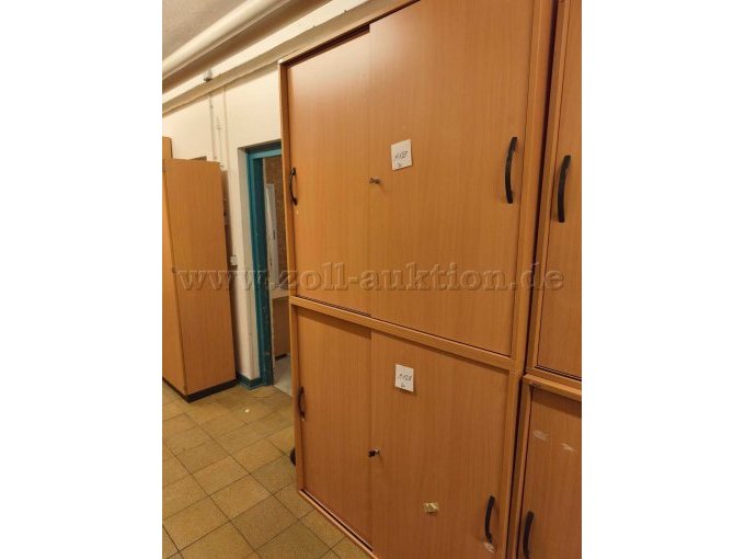 Schiebetürenschrank geschlossen