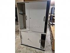 Aktenschränke 1 Set oben und unten