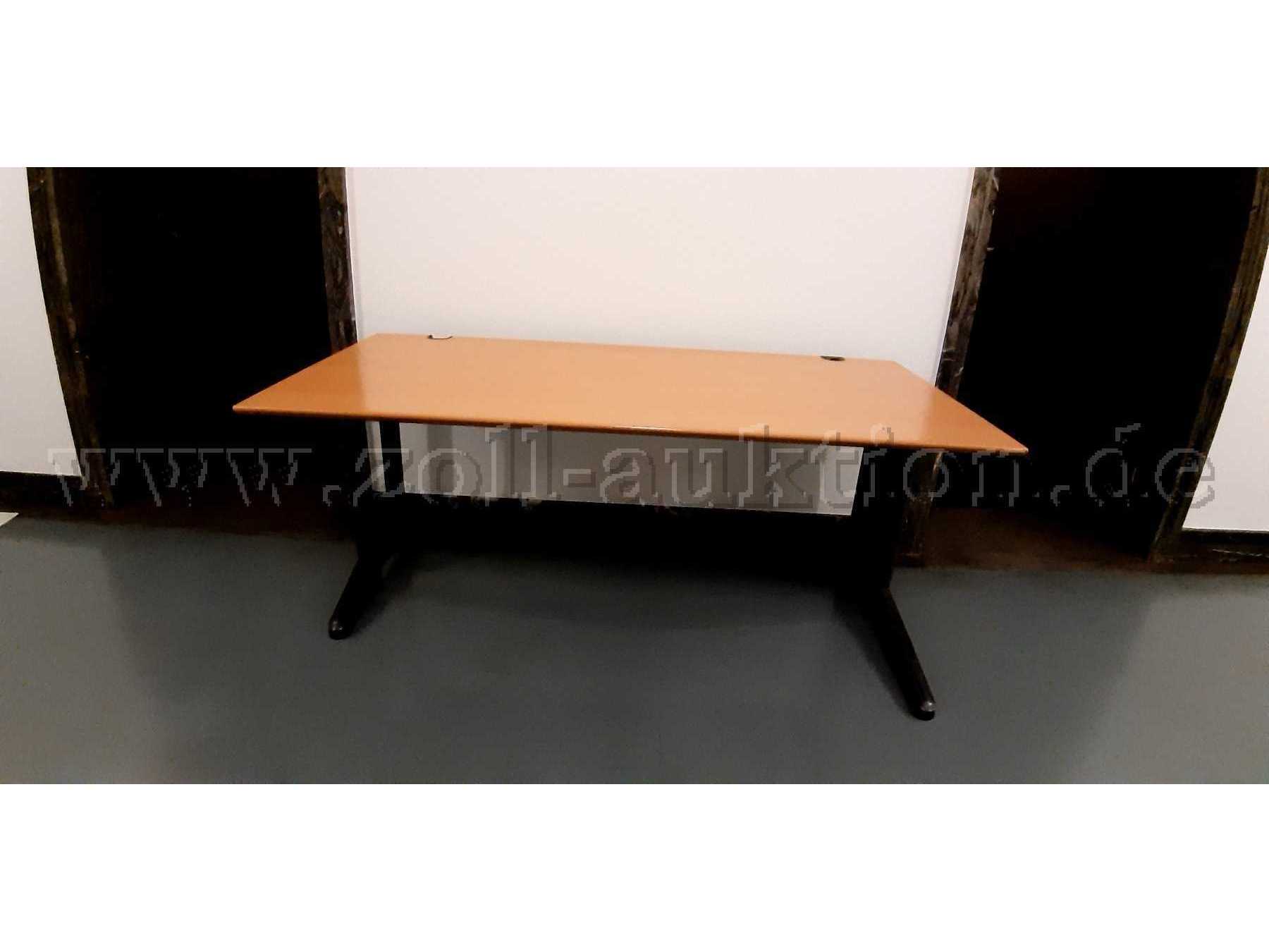 Gesamtansicht- Vorderseite