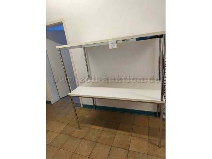 Tisch front Tisch front