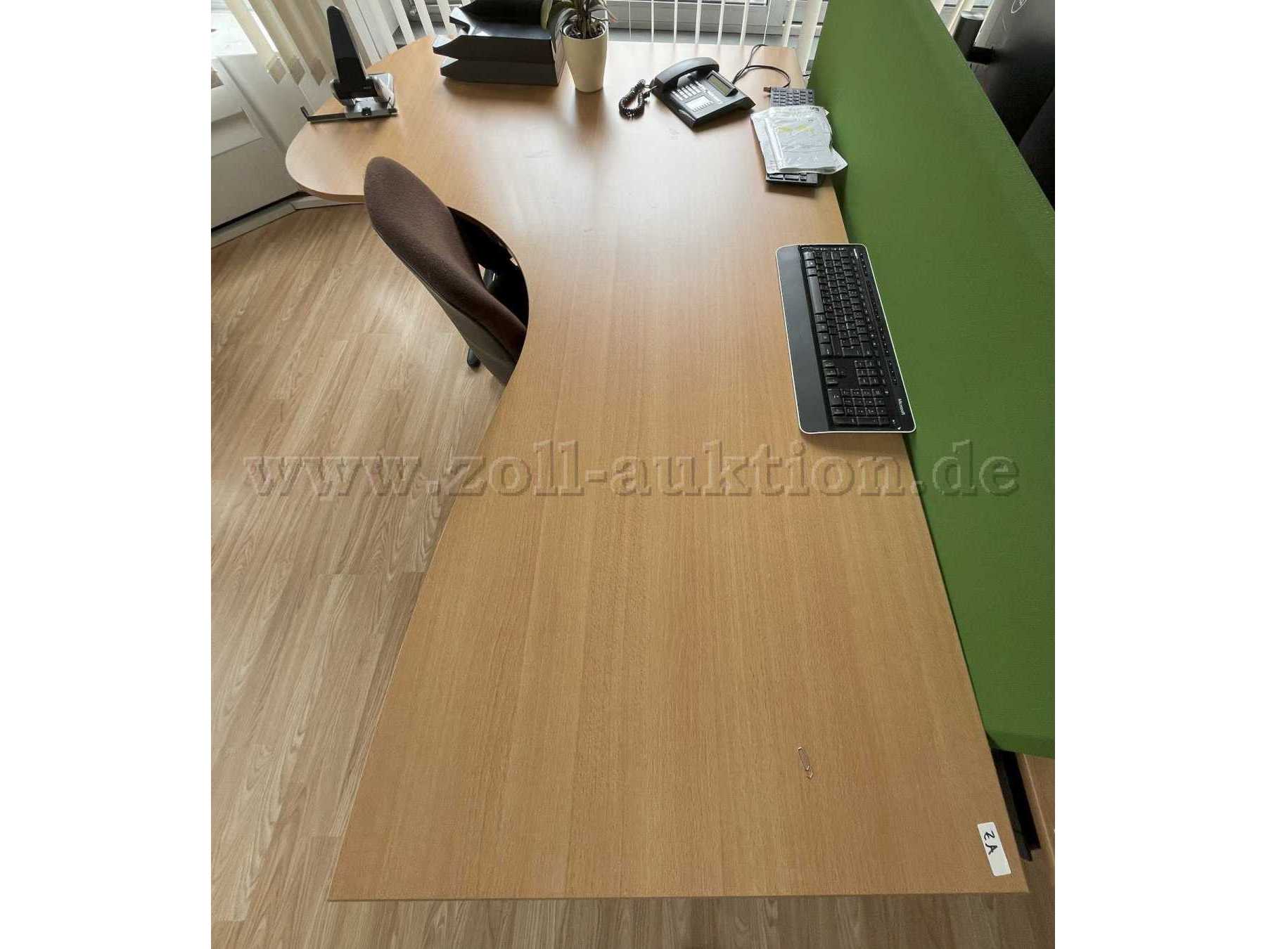 Schreibtisch (Hersteller unbekannt) 2,00 x 1,40 m