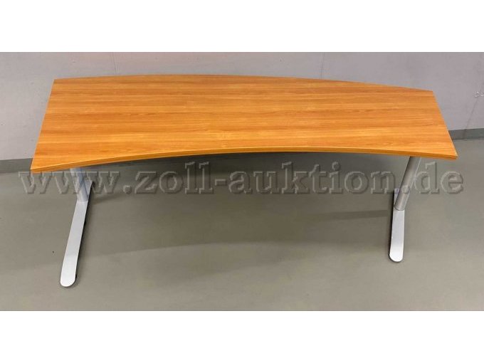 Der Systemtisch ist in einem gutem Zustand.