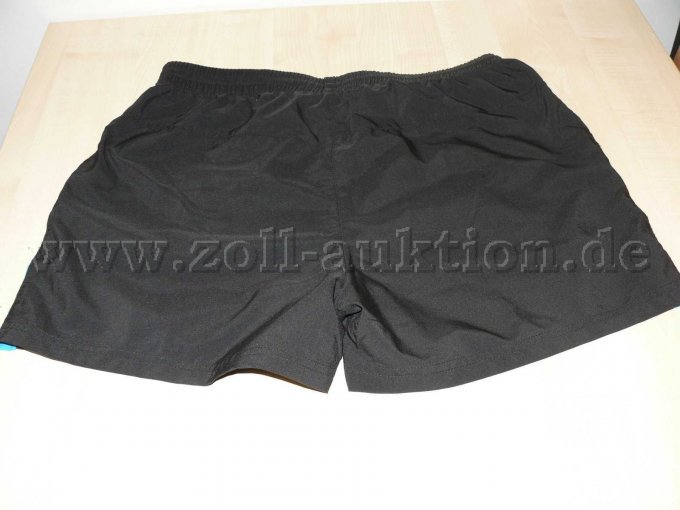 Short von hinten