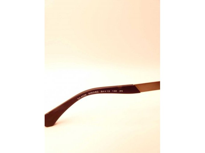 1 Emporio Armani Sonnenbrille_ Modellnummer auf Bügel