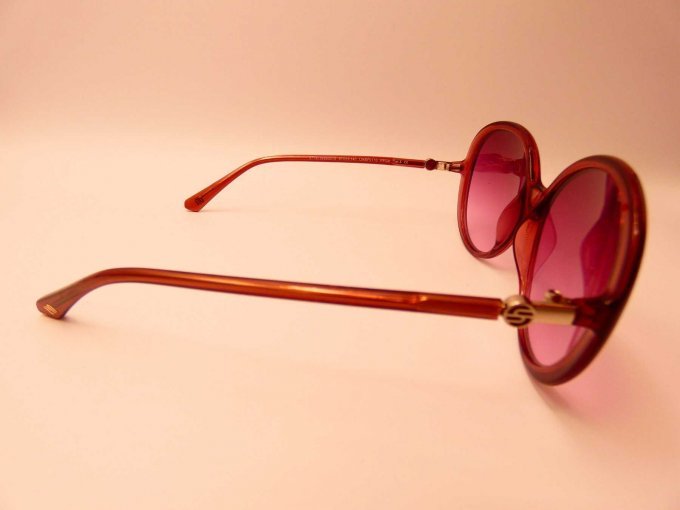 1 Damenbrille Unofficial)_ rechte seitliche Ansicht