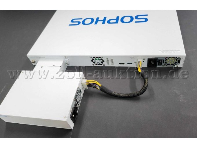 2 Sophos SG210 Firewall inkl. 2x Modul XRP200 inkl. 4x Transceiver – foto 3 – kavel bij Zoll-Auktion, Rüdesheim