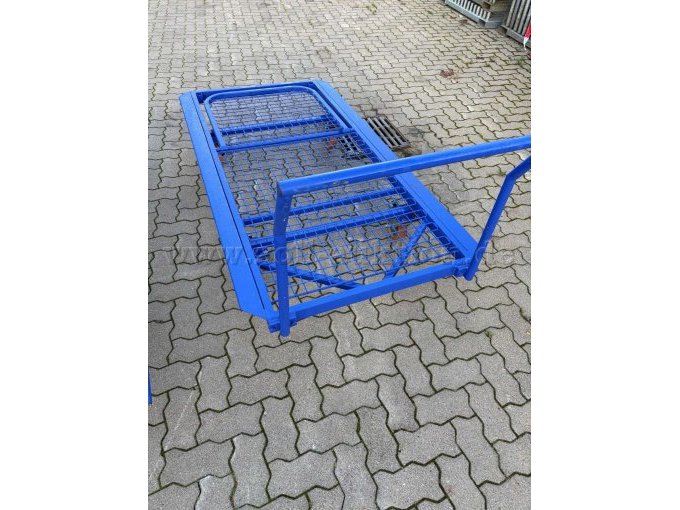 2 Stabile Mattenwagen aus Stahl, gummibereift, mit Bremse und Schiebebügel – foto 2 – kavel bij Zoll-Auktion, Kropp