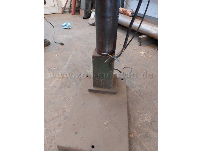 Standfuß der Bohrmaschine von Looß und Hempel