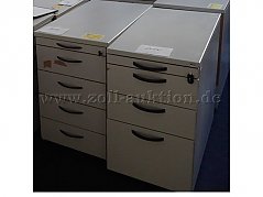 Standcontainer, 
Einteilung: 1/3/3/3/3 und
1/3/3/4