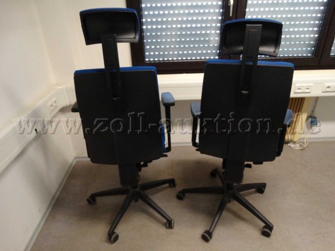 beide Stühle hinten