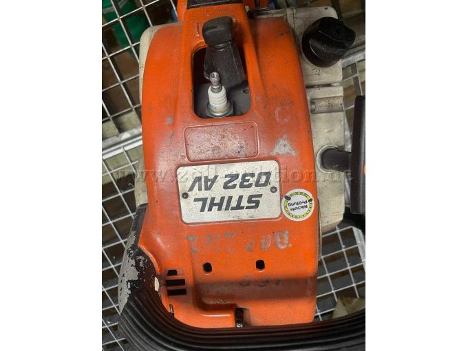 Säge 1 Seitenansicht