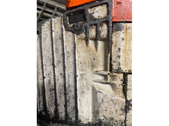 Säge 2 Frontansicht