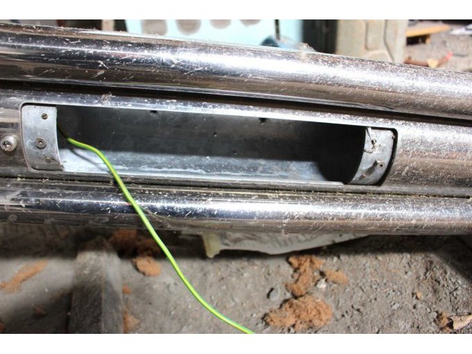 leerer Installationsschacht