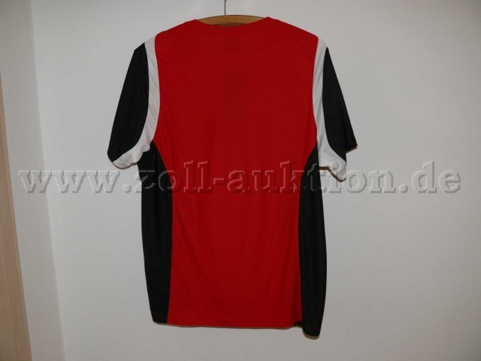 Poloshirt von hinten