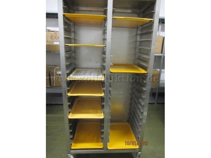 Tablettwagen 1, Frontalansicht