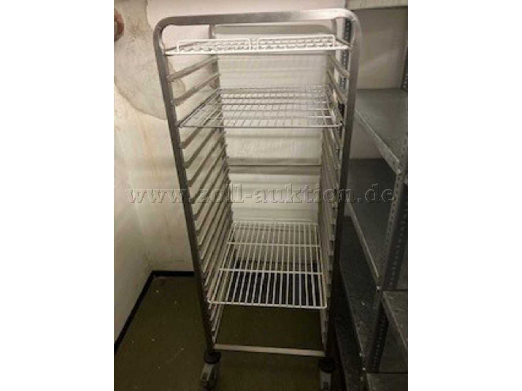 Tablettwagen 2, Frontalansicht