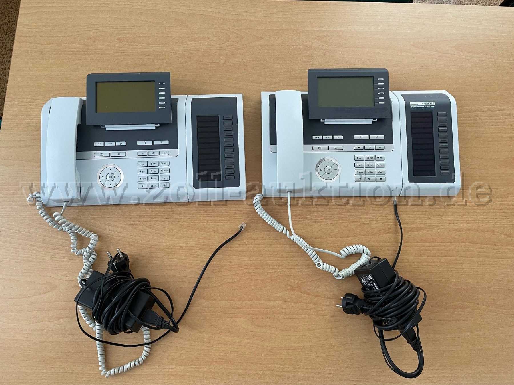 Telefone und Netzteile