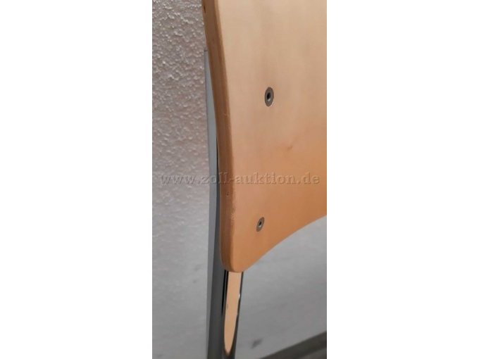 Detailansicht Rückenlehne Kratzer