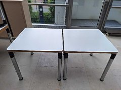 2 Tische