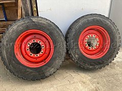 2 Traktorreifen Nokian mit Felge