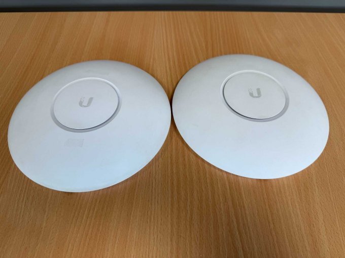 2x Ubiquiti UniFi AC PRO – WLAN Access Points
Ansicht von oben