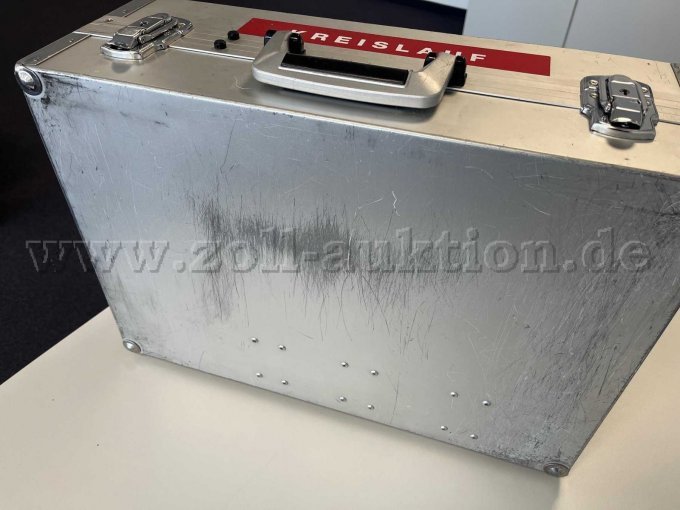 Koffer Kreislauf - Außen stehend