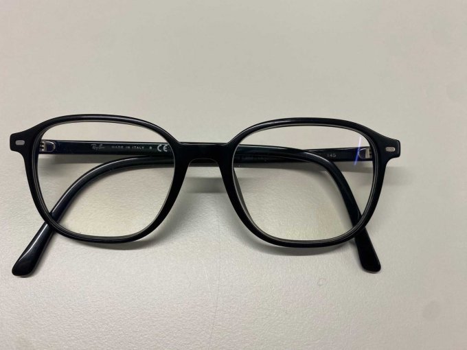 Frontansicht 1. Brille