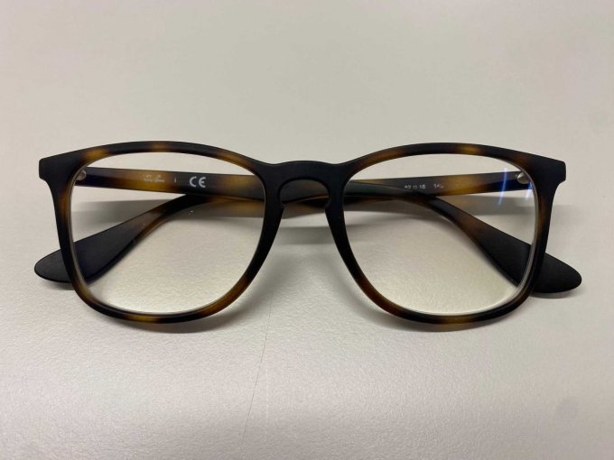 Frontansicht 2. Brille