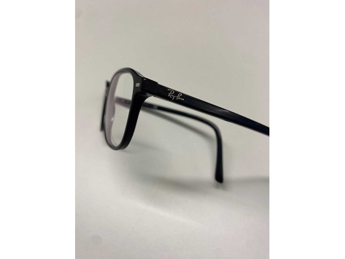 Detailansicht - 1. Brille - Seitenansicht - Bügel mit Logo