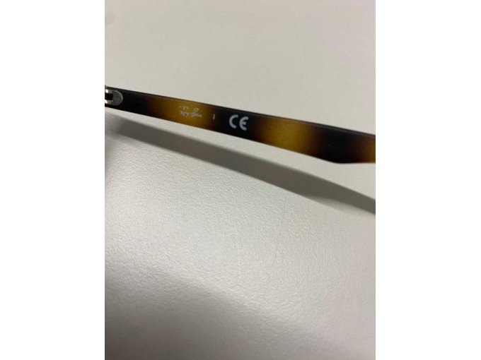 Detailansicht - 2. Brille - Herstellerangaben - CE-Kennung