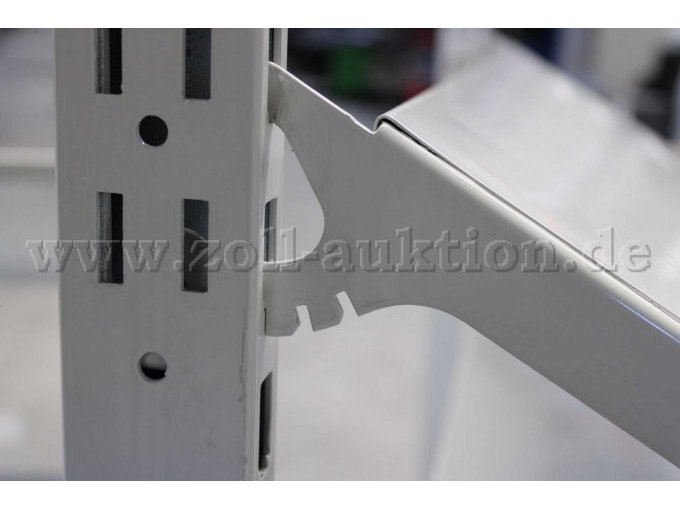 Detail Verstellung Ablagen